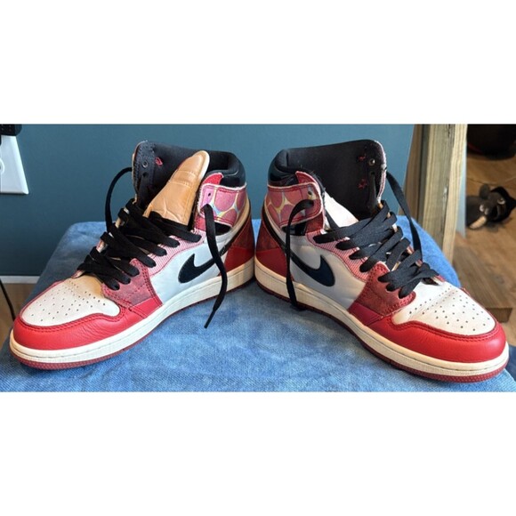 Jordan 1 Retro OG x Marvel High Next Chapter Size 7 Men's - Picture 9 of 13